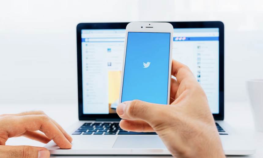 Twitter начал помечать ссылки на конкурента как "небезопасные"