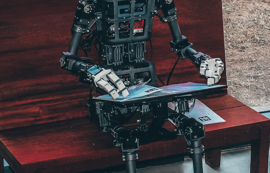 У SpaceX, Twitter и Tesla пополнение: Маск основал компанию для разработки искусственного интеллекта