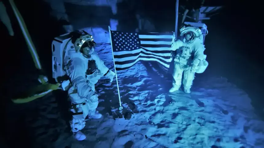 NASA «воспроизвела» лунные условия в гигантском бассейне