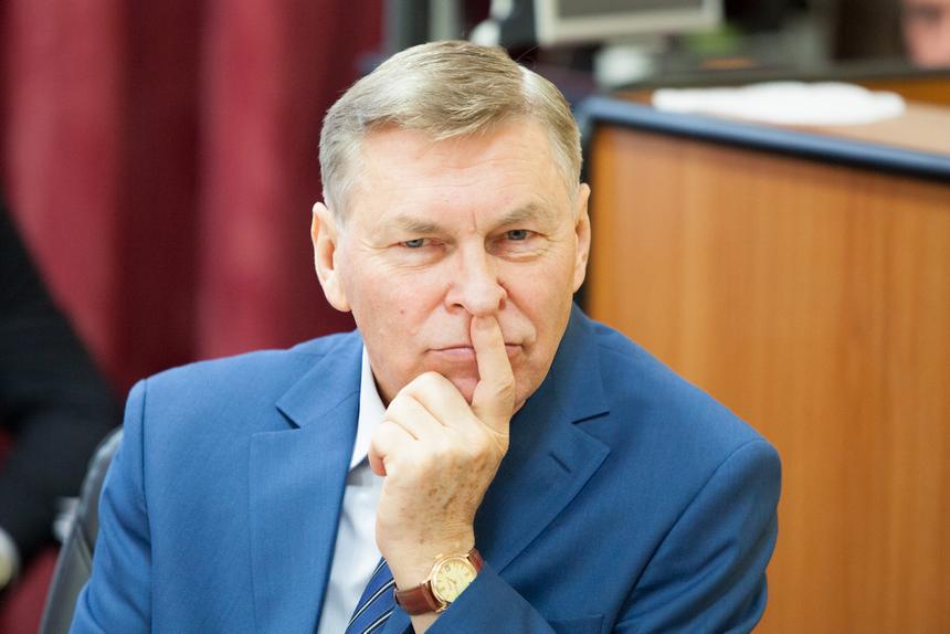 Не спиши: ученых степеней в России ежегодно лишаются сотни человек