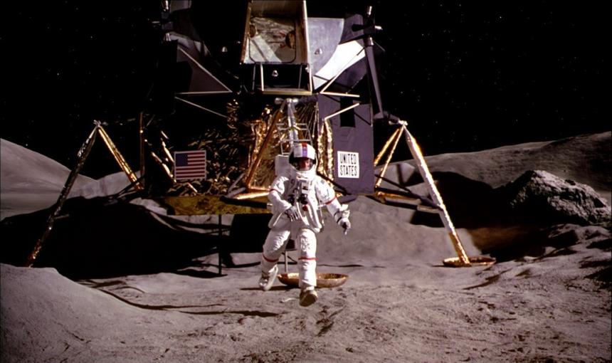 Высадка на Луну?