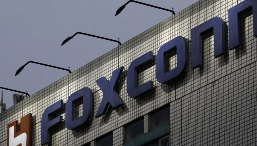 Завод Foxconn запустил в Китае тестовое производство iPhone 15
