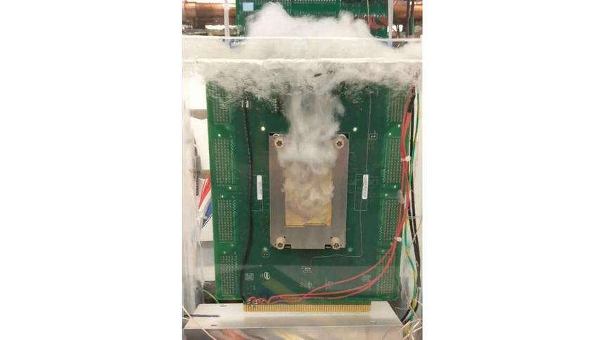 США выделили Intel $1,7 млн ради разработки системы охлаждения