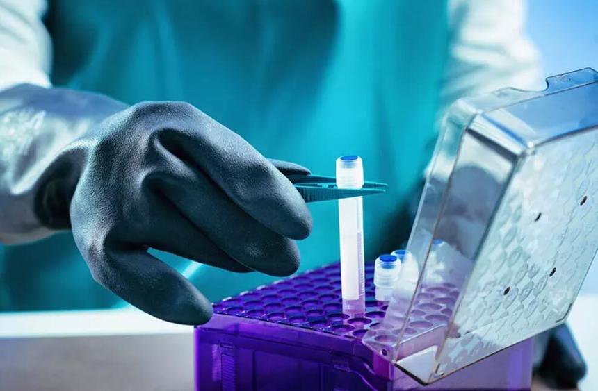 В России создадут банк слюны