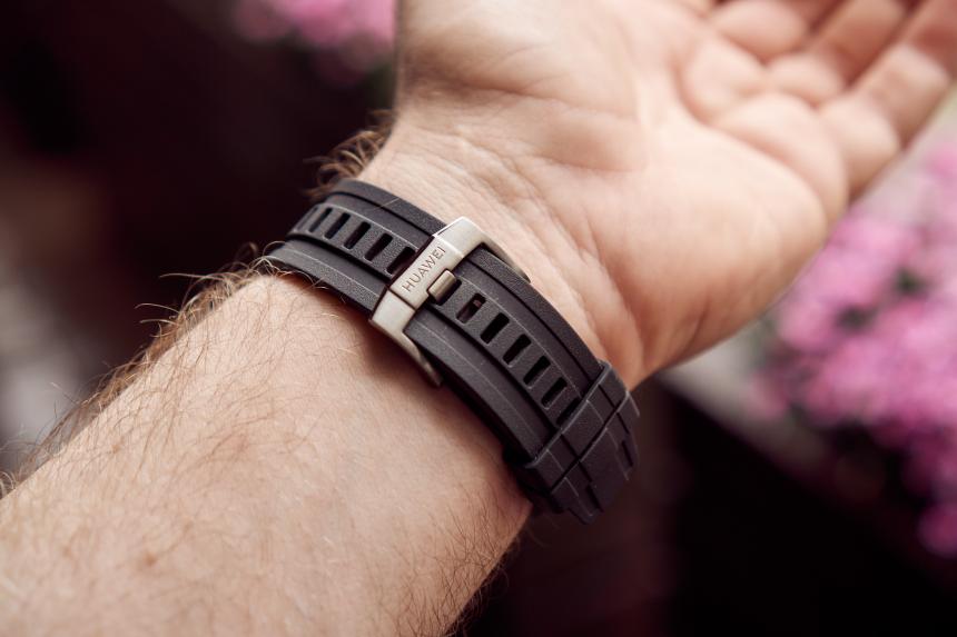 Есть только одни часы уровня Apple Watch Ultra для Android-смартфонов