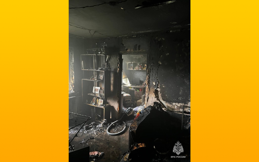 Из-за зарядки в удлинителе сгорела квартира в Уфе