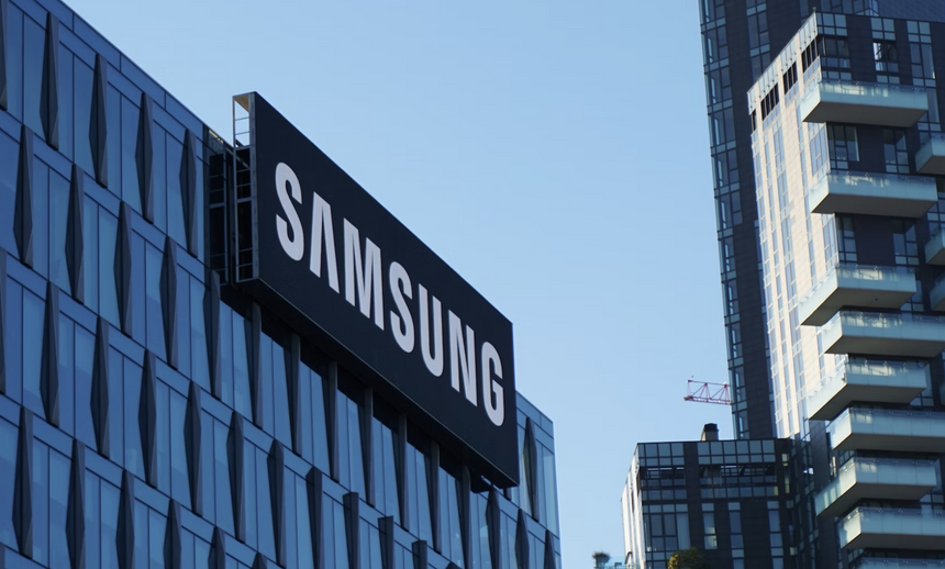 Samsung представил первую микросхему памяти DDR5 на 32 Гбит