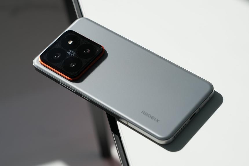 В смартфонах Xiaomi 14 и 14 Pro оказалось больше доступной памяти, чем заявлено производителем