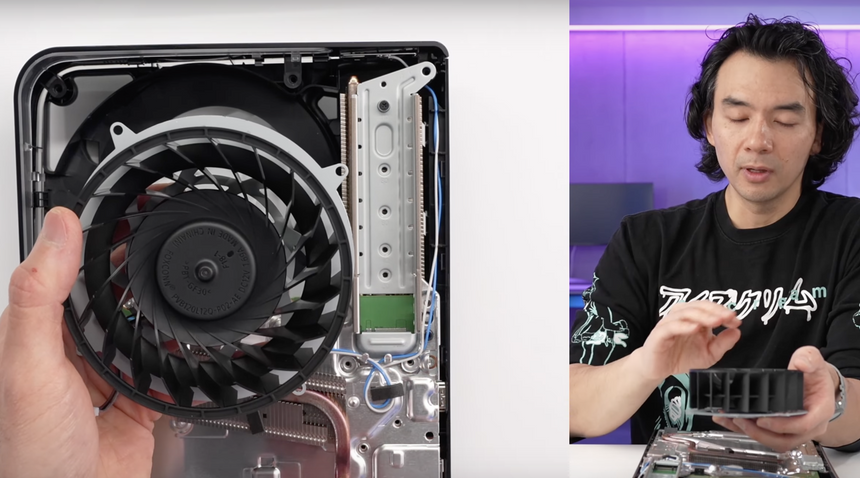 Более компактную PS5 Slim разобрали и показали на видео