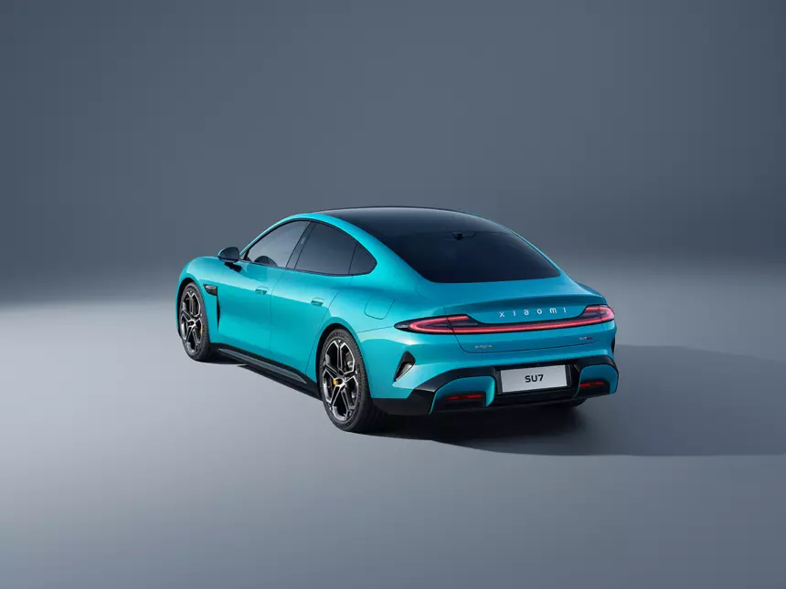 Xiaomi анонсировала свой первый электромобиль Xiaomi SU7