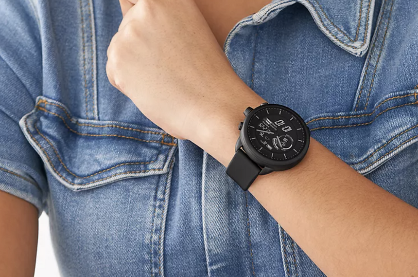 Ссылаясь на проблемы рынка, Fossil покидает рынок смарт-часов