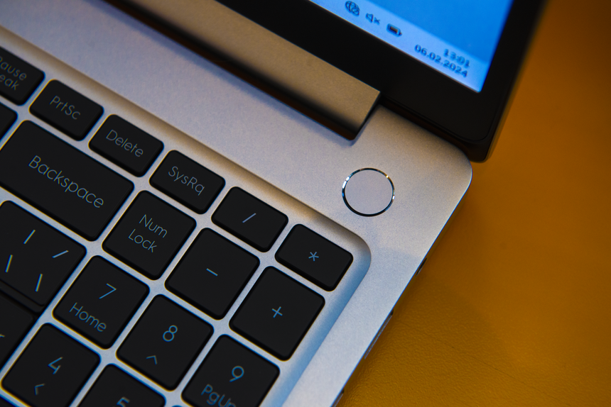 Ноутбук-мечта: восьмиядерный Ryzen 7, большущий аккумулятор, и не тяжёлый