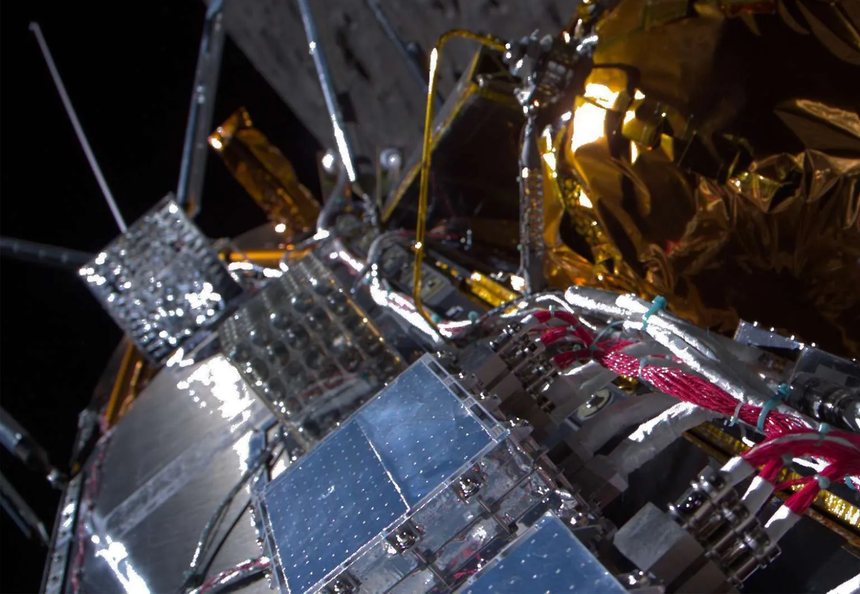 Первый частный космический модуль Одиссей достиг поверхности Луны