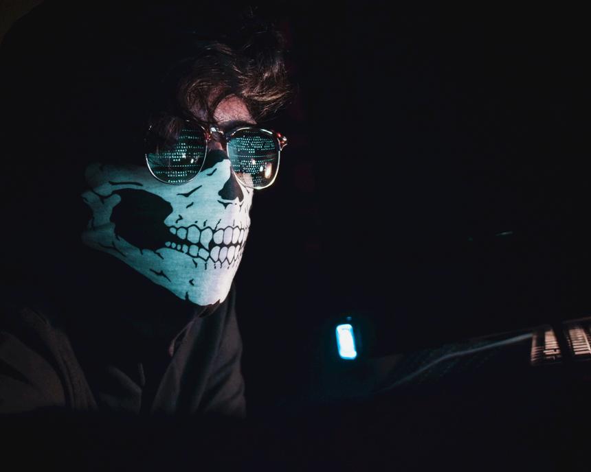 Россиян предостерегли о новой схеме хакеров в сервисах видеозвонков