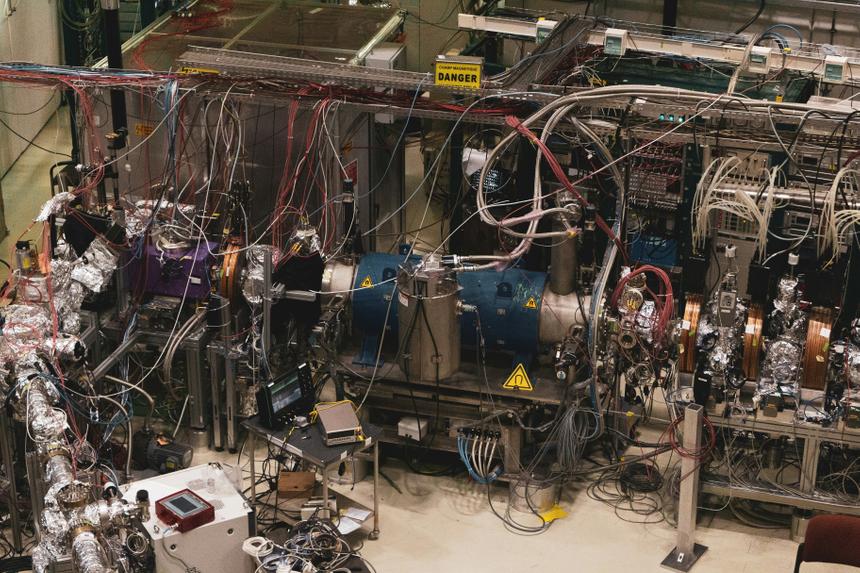 ЦЕРН продолжит работу с некоторыми российскими учёными