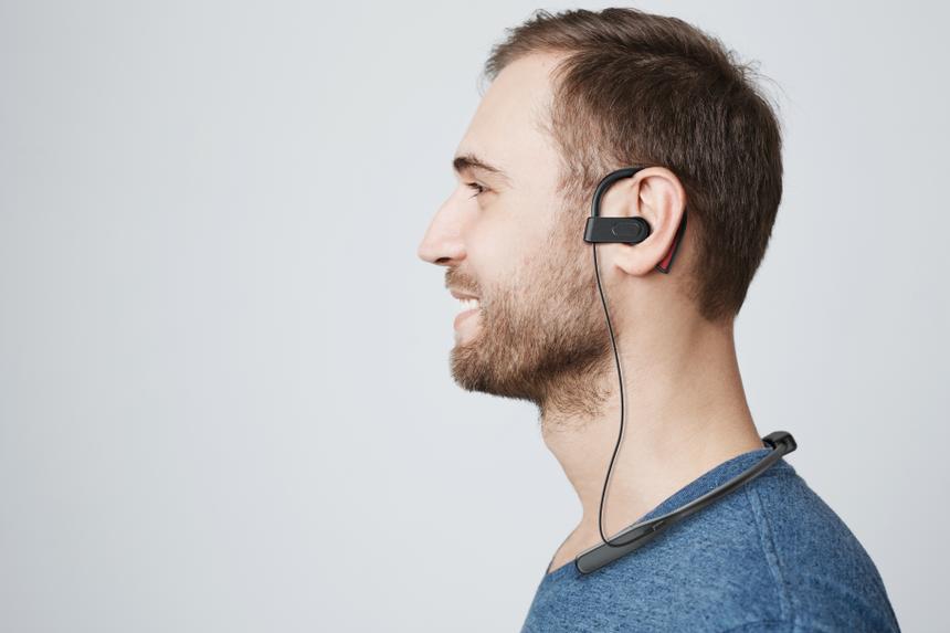 Российская компания Neiry создала наушники для излечения от психических расстройств