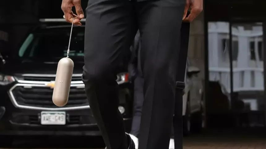 Новая колонка Apple Beats Pill прошла сертификацию