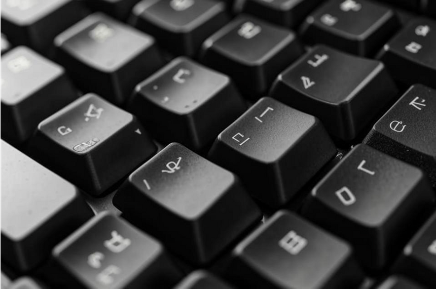 Раскрыта история «автозаполнения», и при чем тут китайская раскладка клавиатуры