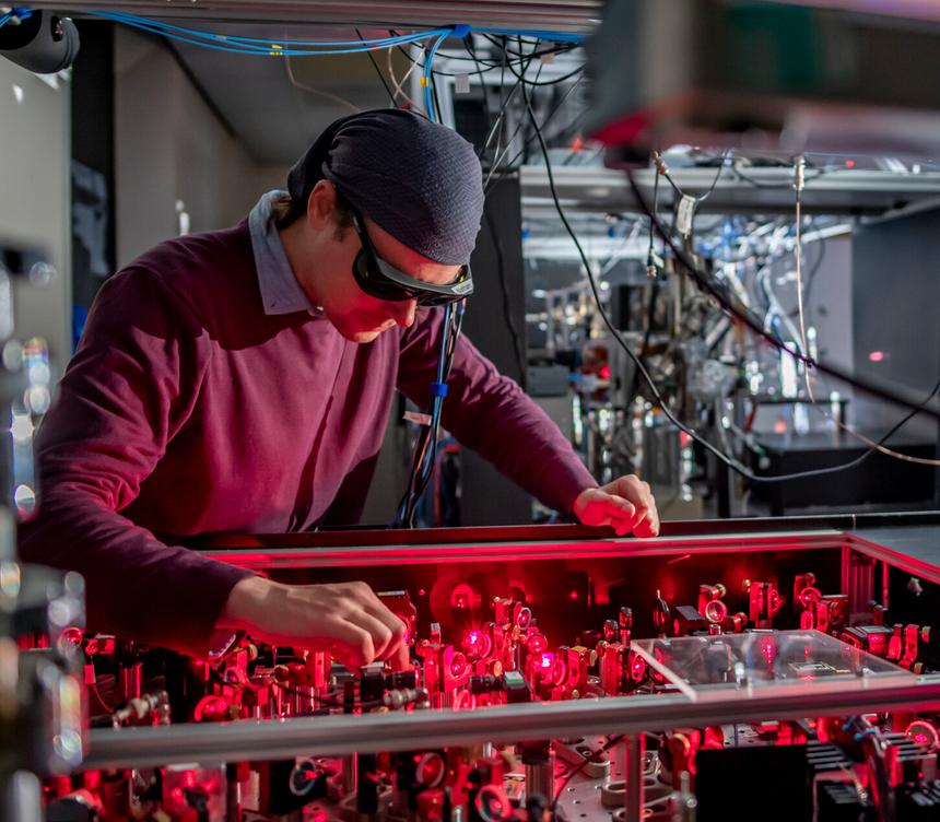 Ученые разработали способ «запереть» темную материю