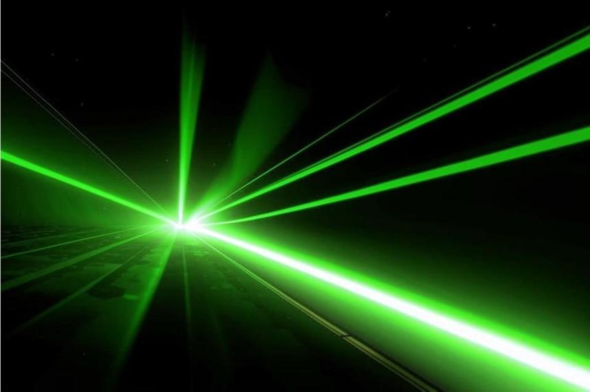 Ученые из Москвы первыми в мире создали особое мощное излучение лазера