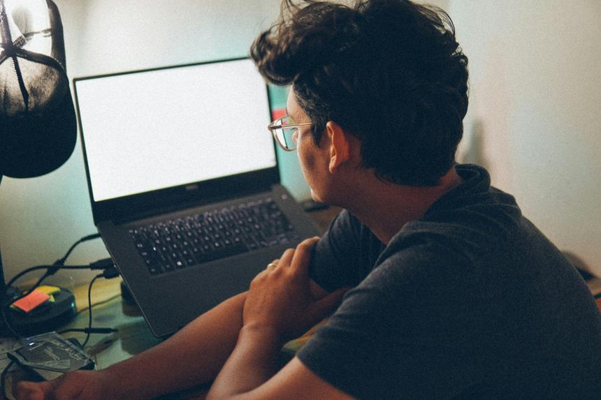 В России разработают систему управления базой данных за 1 млрд рублей