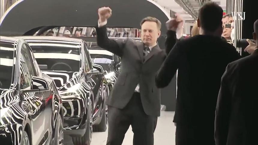 Илон Маск смог избежать иска на $500 млн от экс-сотрудников Twitter