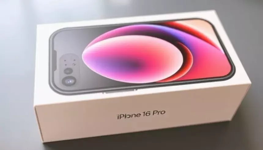 «Собрано в Индии»: фото коробки iPhone 16 Pro подтвердило слухи