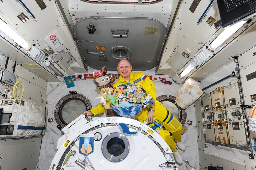 Кто-то остаётся на станции