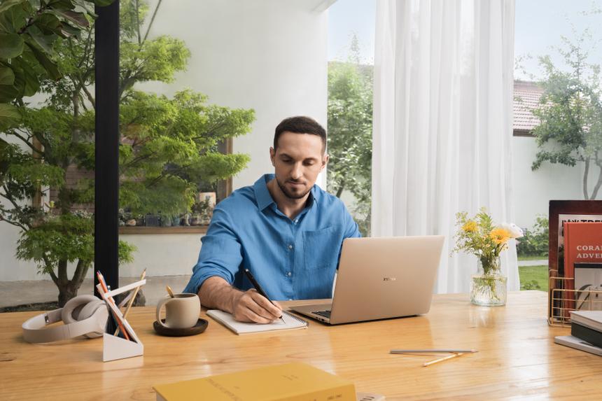 Infinix привёз сверхлёгкий ноутбук весом 1 кг с i3 и i5 в Россию