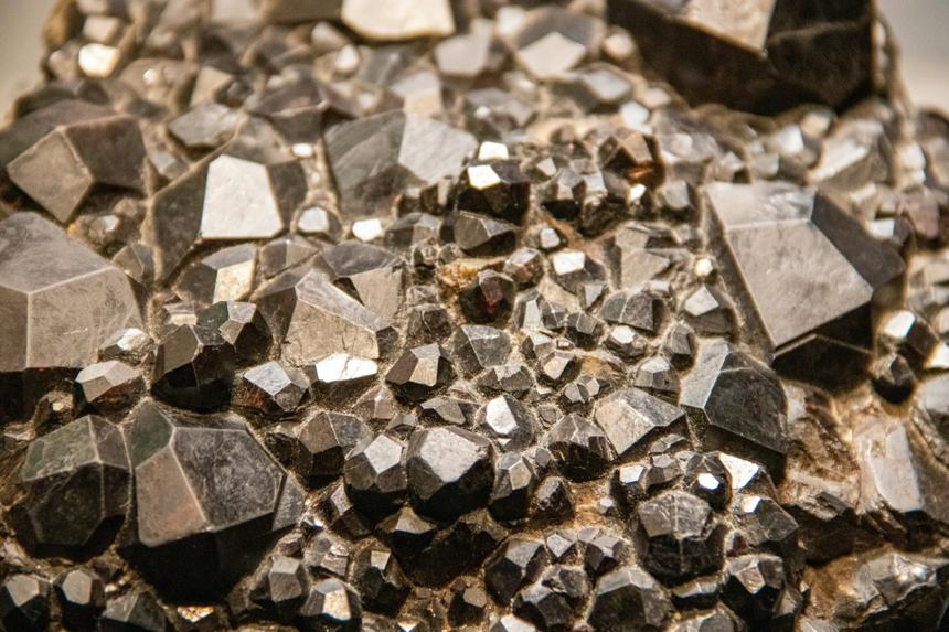 В МИФИ разработали эффективный способ разработки горных пород