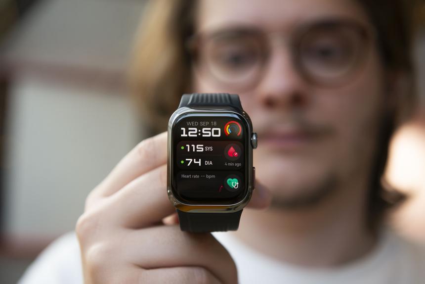 Умные часы с круглосуточным измерением артериального давления