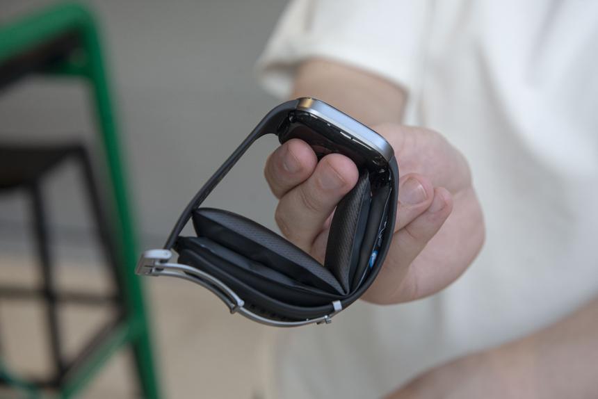 Умные часы с круглосуточным измерением артериального давления