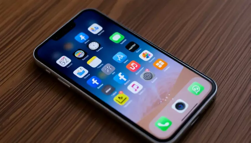 Одна камера и игнорирование «фич» iPhone 16: что узнали от чехла к iPhone SE 4