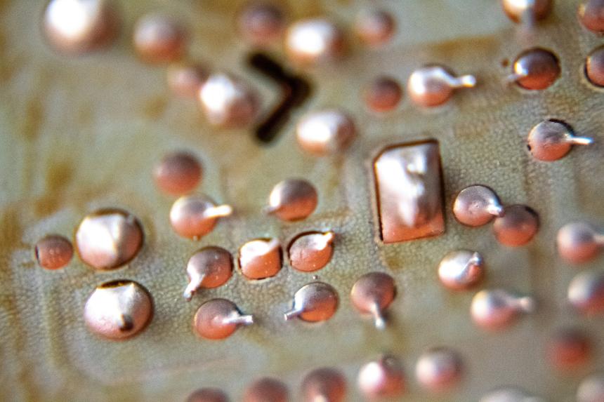 Российские учёные разработали провода для «умных» имплантов