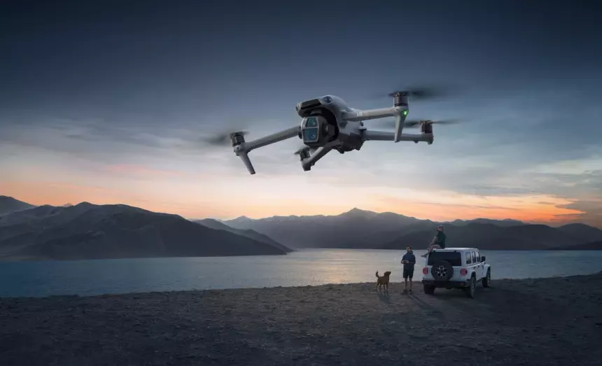 DJI представила миниатюрный дрон Air 3S с продвинутыми камерами для съемки