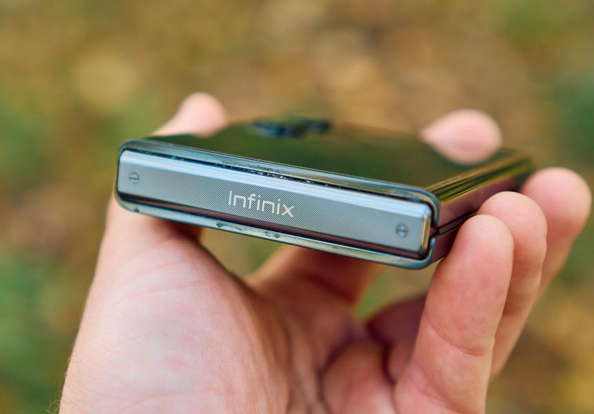 Первый складной смартфон Infinix — на что похож и лучше ли конкурентов