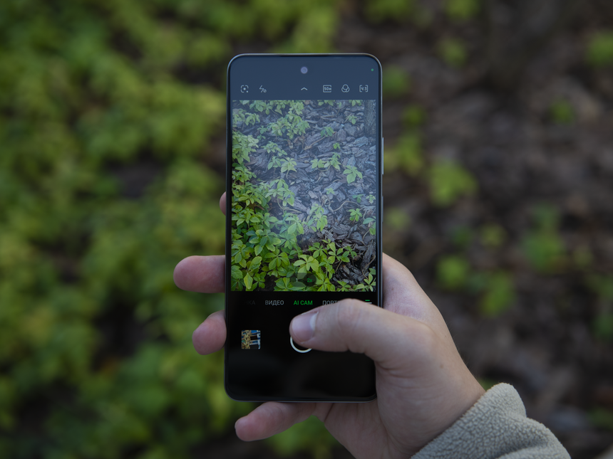 Infinix HOT 50 4G — красивый и в меру компактный смартфон за 15 тысяч. Чем пожертвовали взамен?