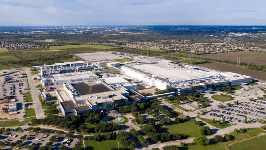 США выделили Samsung $4,7 млрд на развитие производства чипов в стране