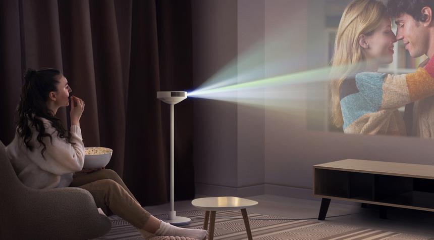 LG PF600U назвали «швейцарским ножом» от мира проекторов