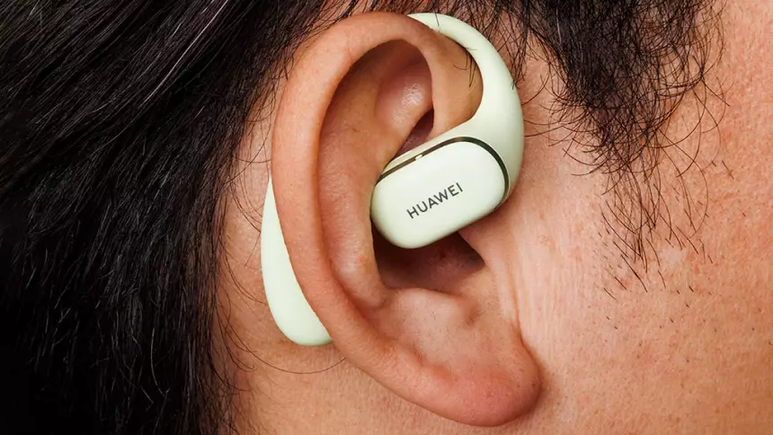 Huawei показала наушники FreeArc с уникальным дизайном в виде крючка