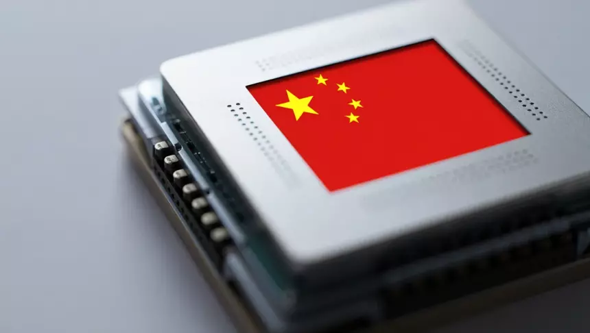 Китайские чипы удешевили обучение ИИ на 20%