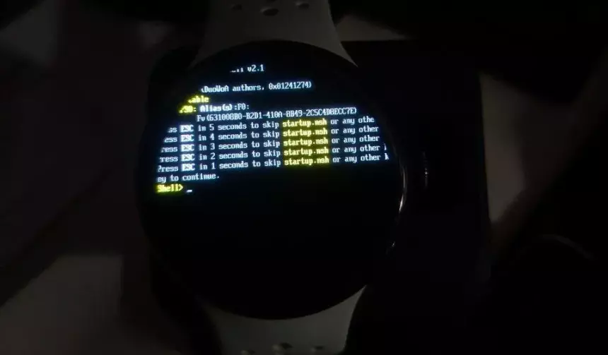 Энтузиаст запустил Windows на смарт-часах Google Pixel Watch