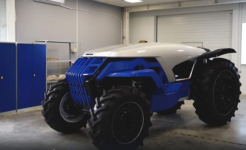 В России испытали гибридный роботизированный трактор