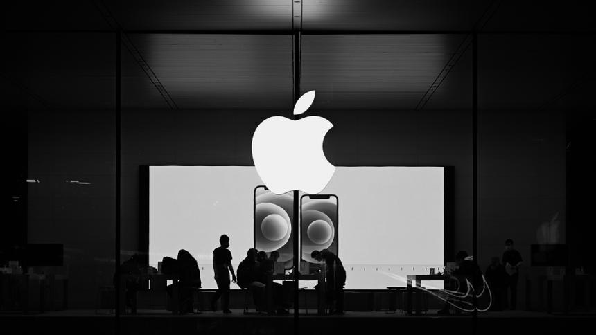 Apple реорганизует подразделения по государственным делам и музыке