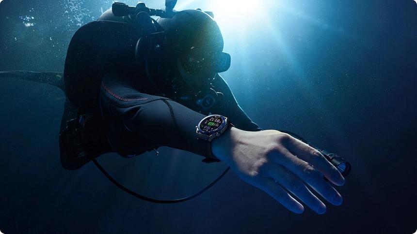 Часы Huawei Watch Ultimate получили функцию отправки экстренных SMS по спутнику