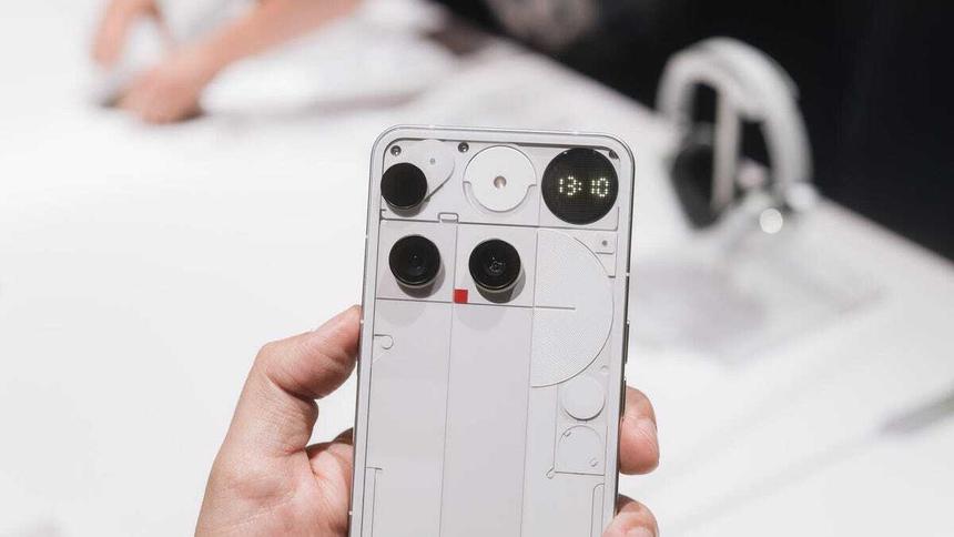 Глава Nothing ответил на критику покупателей Phone 3: «мы немного переборщили»