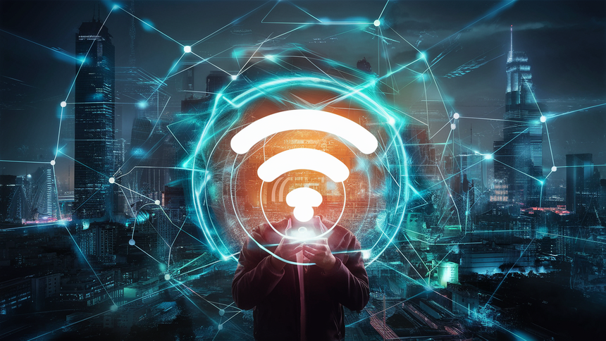 Омские ученые представили Мишустину резонаторы для связи нового поколения