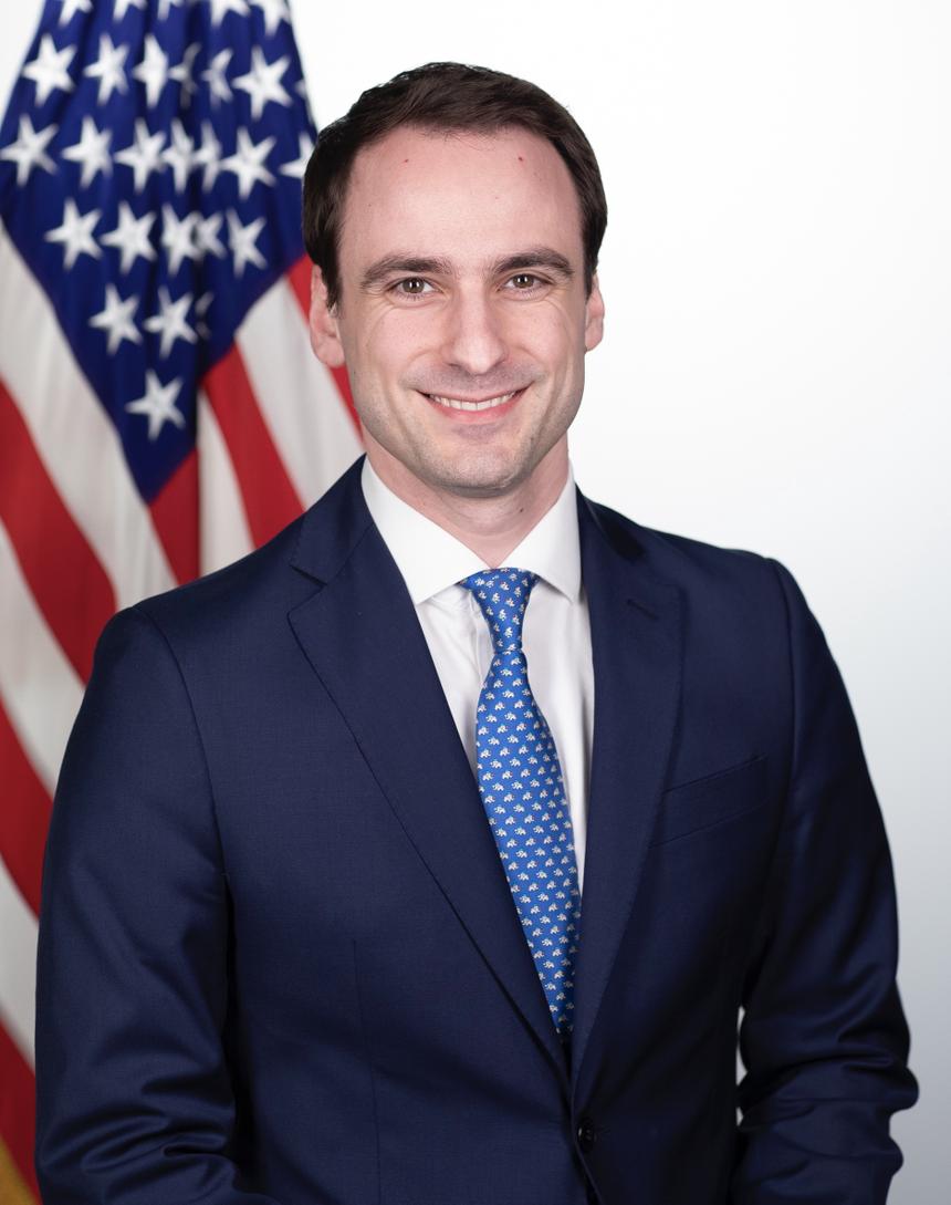 США заявили о начале «экспорта ИИ» в страны Азии