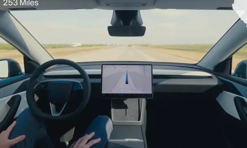 Tesla показала таймлапс 580 км-поездки на автопилоте