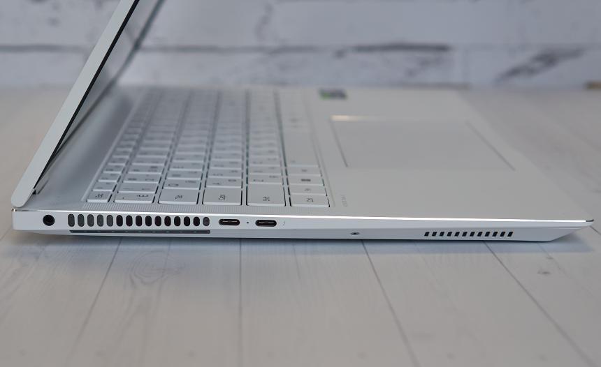 MacBook Pro для геймеров: HONOR MagicBook Pro 16 HUNTER 2025